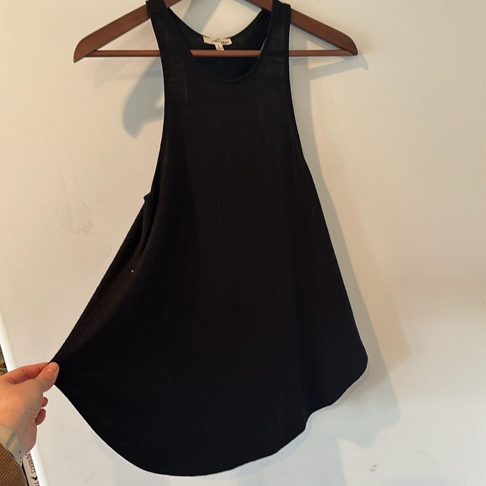 Wilfred Free Aritzia black tank top - Picture 3 of 7